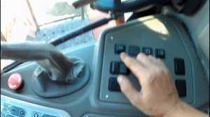 Обзор органов управления кабины Акрос-550