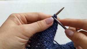 Модная повязка на голову спицами 2019 / Простая вязаная повязка спицами