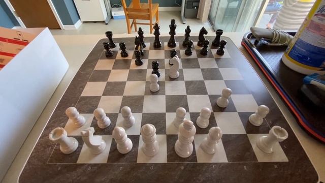 First game with the Square Off NEO automated chess board смотреть онлайн