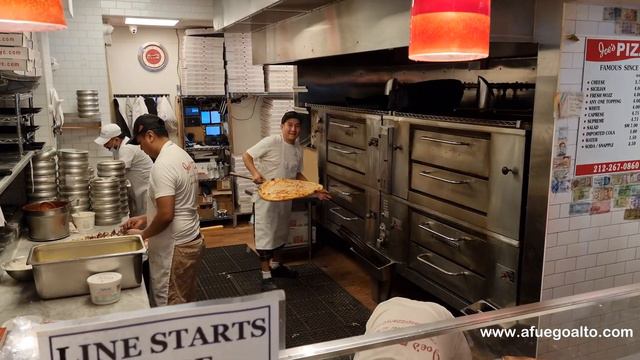 ¿ES JOE'S PIZZA LA MEJOR PIZZA DE NEW YORK? | AFUEGOALTO смотреть онлайн