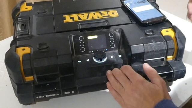 I'm still loving the DEWALT TSTAK DAB SITE RADIO смотреть онлайн