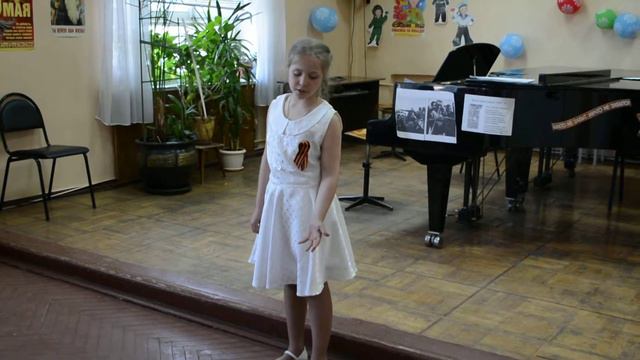 "Родина", К. Симонов, исполняет Надежда Павлова смотреть онлайн