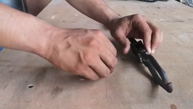 Как с помощью пасатижей сделать съемник подшипников смотреть онлайн