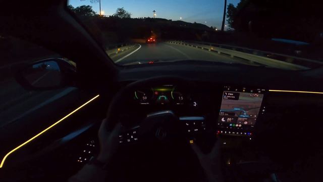 2023 Renault Austral TCe CVT 160 mHEV | Ночной Тест-Драйв от первого лица POV смотреть онлайн