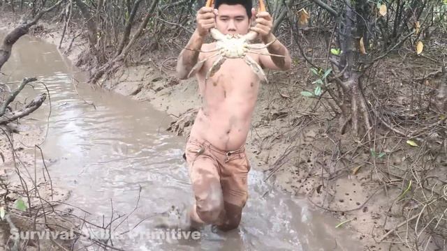 Primitive Technology With Survival Skills Looking Crab And Frog For Food