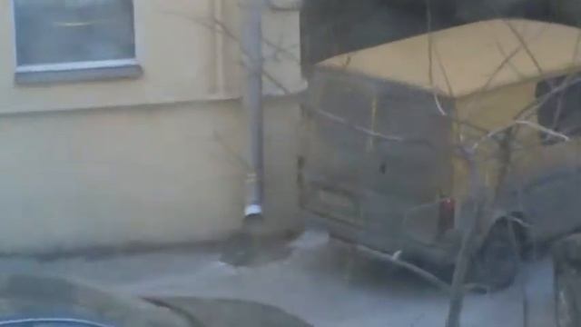 20марта2013 17.08-желт фургон Е157оо178rus(Евразия)-одна из самых громких машин,приезжает 3раза в н смотреть онлайн