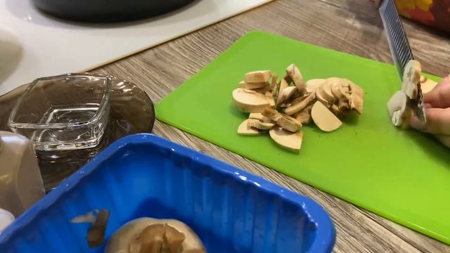 Томатная паста в кисло-сладком соусе с овощами смотреть онлайн