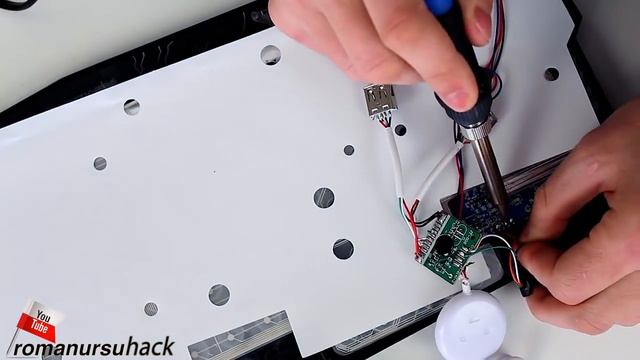 How To Make a USB port for your keyboard/ USEFUL IDEA! смотреть онлайн