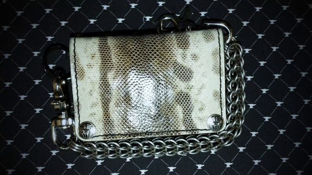 Karung Snake Mini Long Chain Wallet смотреть онлайн