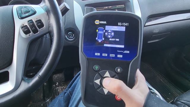 Ford Explorer - Reset / Clear TPMS Tire Pressure Light (2011 - 2019) смотреть онлайн