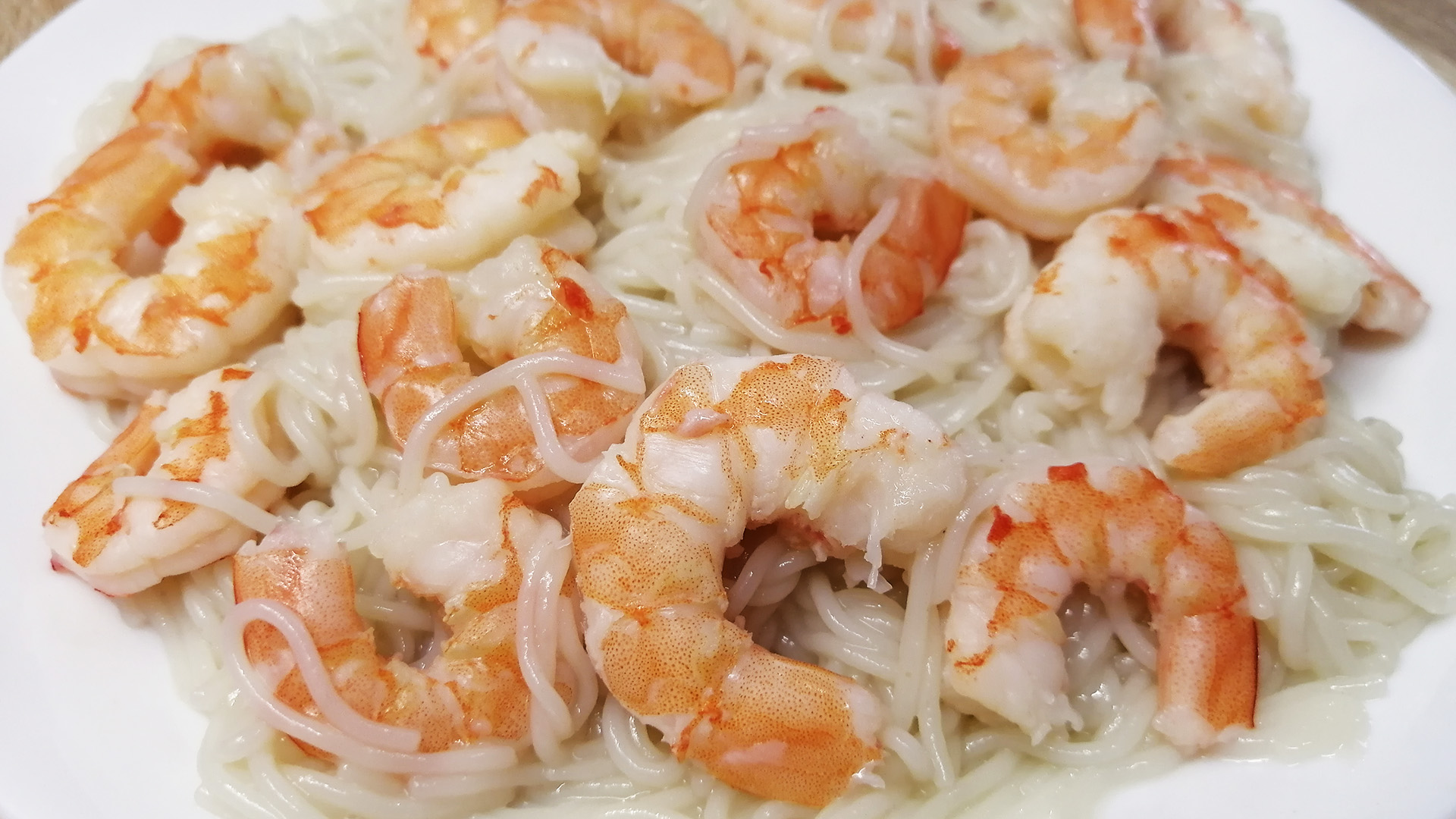 РИСОВАЯ ЛАПША с креветками смотреть онлайн