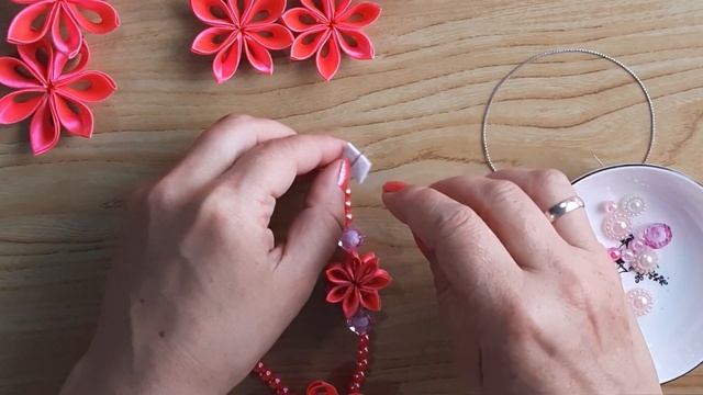 Канзаши НАРЯДНОЕ УКРАШЕНИЕ для волос/ бант С ПОДВЕСКАМИ/ МК Kanzashi