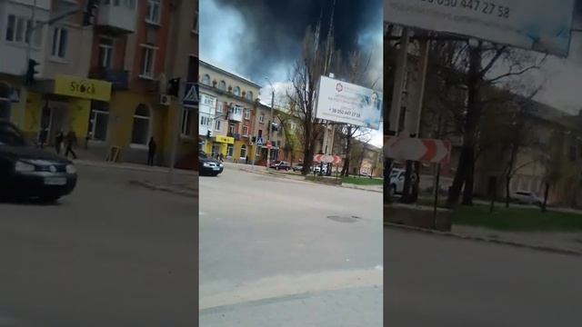 горит машина военных с соляркой !!!!!! смотреть онлайн