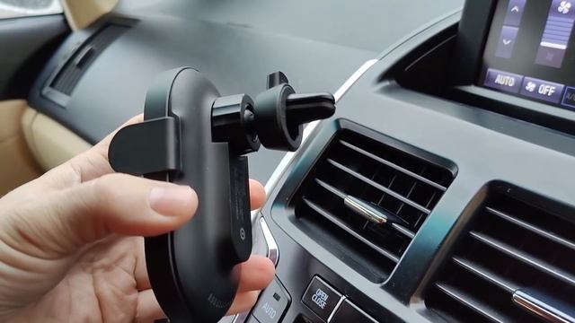 XIAOMI против BASEUS! Какую беспроводную зарядку для авто выбрать?! Автотовары с Алиэкспресс 2021! смотреть онлайн