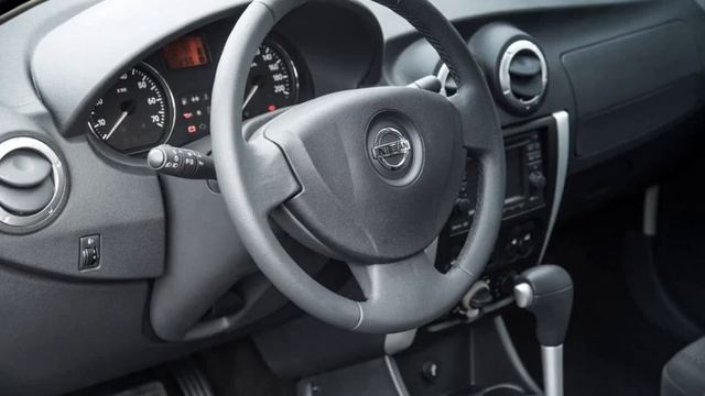 Nissan Almera III G11 Exterior & Interior смотреть онлайн