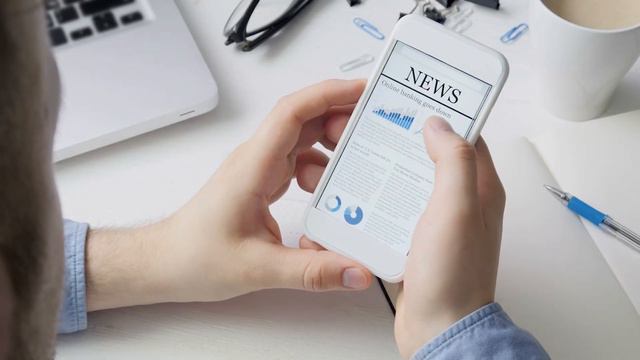 Why Do People Think AI Is Real? смотреть онлайн