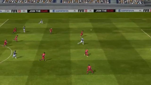 Пас верхом на ход FIFA 13 iPhone/iPad - Juventus vs. PSG смотреть онлайн