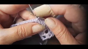 Ажурная повязка на голову крючком.