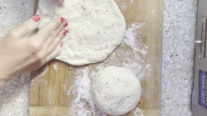 Pizza Lievito Madre Пицца на Левито Мадре на борту катера