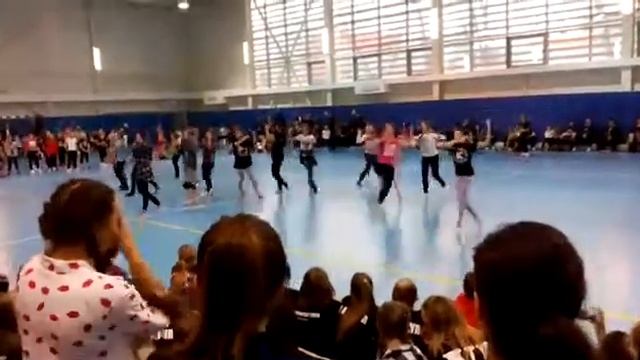 Прогон тодес танец скрипка смотреть онлайн