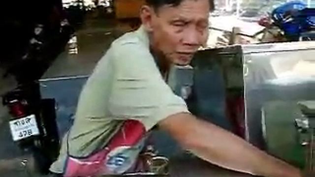 Айс-кофе по-тайски смотреть онлайн