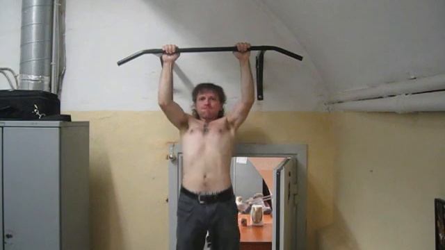 16 с половиной подтягиваний ( пока ) смотреть онлайн