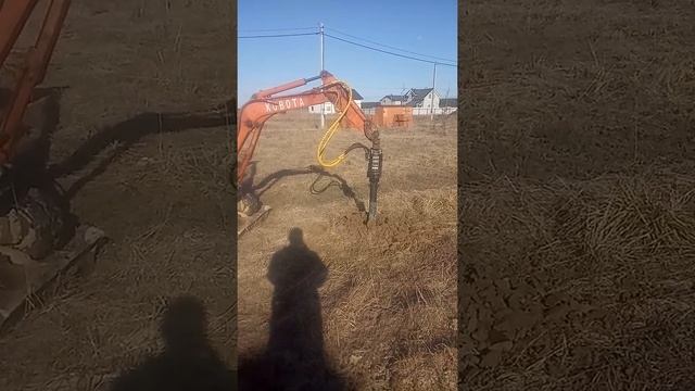 Бурение миниэкскаватором, под столбы и сваи. смотреть онлайн