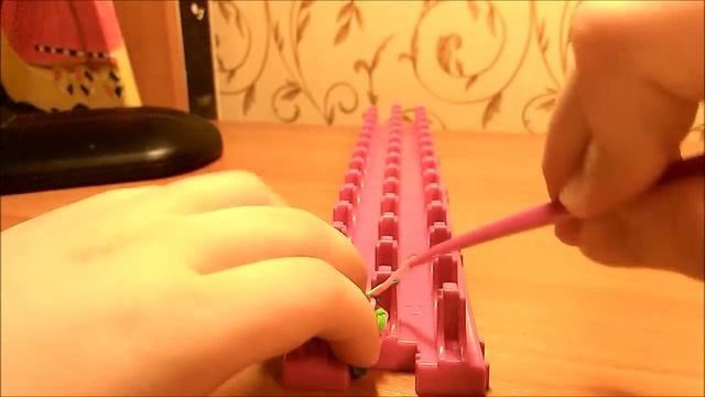 Браслет из резинок "Круговые узелки" смотреть онлайн