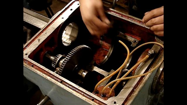 Часть 7. Замена приводных ремней токарного станка ИЖ-250 смотреть онлайн