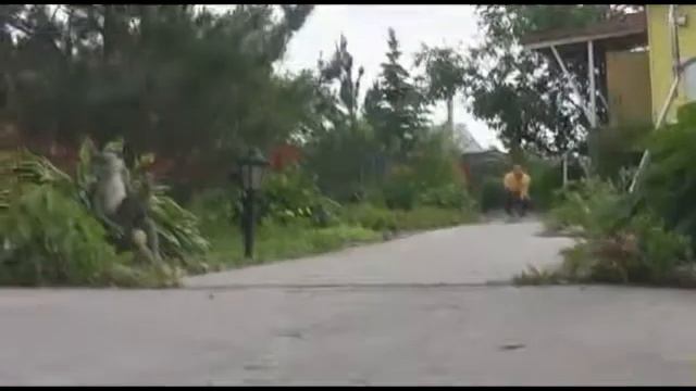 Марсюшка на даче у друзей. смотреть онлайн