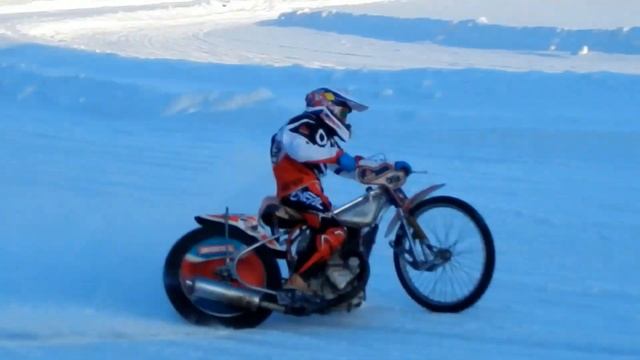 Мотодром, Новосибирск (31.12.2018).... смотреть онлайн