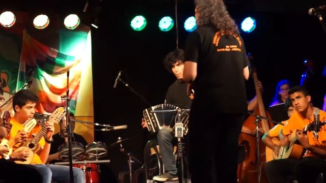 "Milonga Brava" de Francisco Lio y Francisco Lauro por la Orquesta Pu-Kara смотреть онлайн