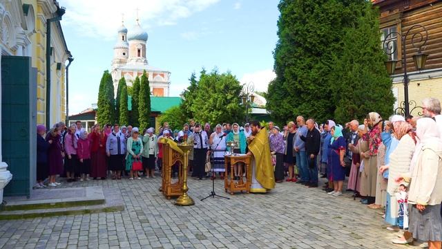Воскресная служба в Ильинском храме Серпухов 19 июля 2020 смотреть онлайн