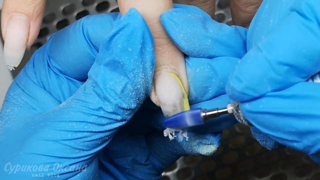 Жуткая отслойка гелевого типса, грязь под ногтями ? у кого было также? Снимаю нарощенный ноготь смотреть онлайн