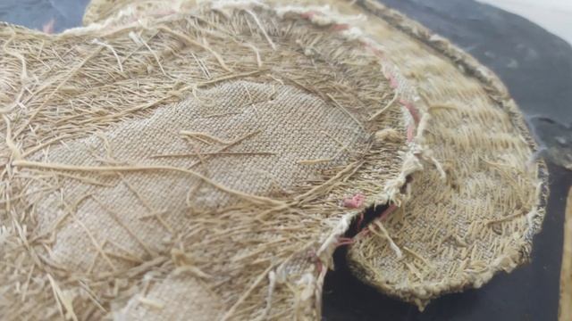 Старинная икона в технике золотного шитья. Золотые нити, бить, немного канители. письмо по холсту. смотреть онлайн