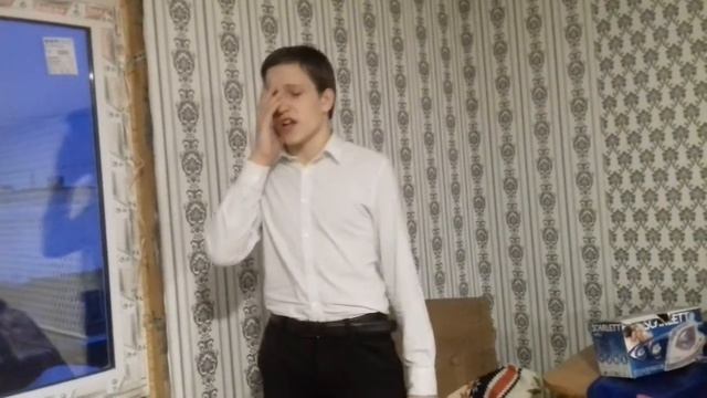 Страна читающая — Иван Левин читает произведение «Необычайное приключение, бывшее с Владимиром Маяк смотреть онлайн