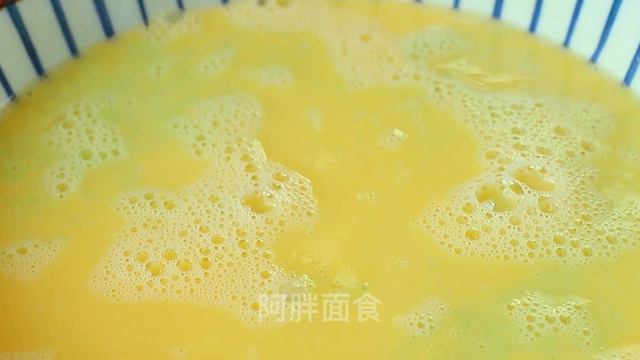 春天多吃豌豆，教你水蒸豌豆羹，又嫩又滑像豆腐，好吃又下饭【阿胖面食】 смотреть онлайн