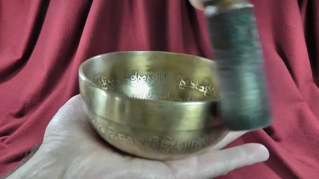 Поющая чаша «Мантра», 12,5 см, Соль # 418 Гц смотреть онлайн