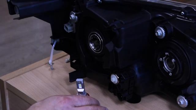 Светодиодные лампы Vizant M4 цоколь H27 с чипом CREE Tech 4500lm 5000k 2 шт смотреть онлайн