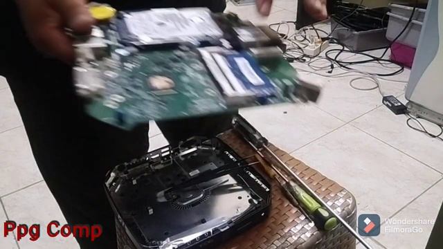 SEMUA DI KUPAS DI BONGKAR UNTUK PC MINI ACER VERITON N2620G INI