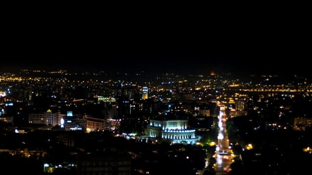 The Lights of The City Sights ( Yerevan Time Lapse © Rackham ) смотреть онлайн