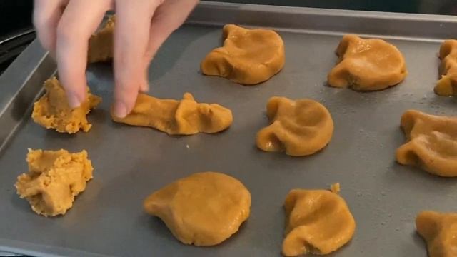 Cooking with Adora | Halloween Edition! смотреть онлайн