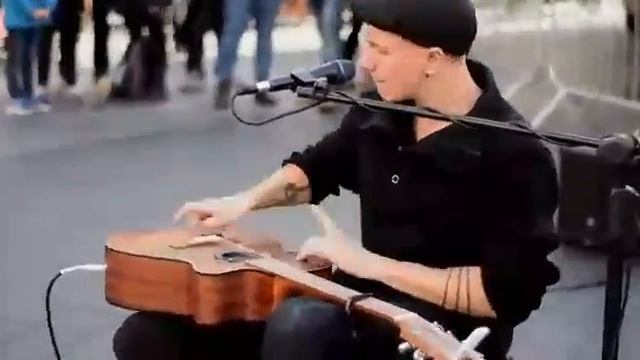 Гитарист -виртуоз.mp4 смотреть онлайн