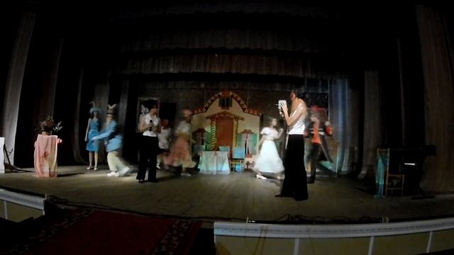 Театрализованное представление "Кошкин дом" // 1 июня - День защиты детей смотреть онлайн
