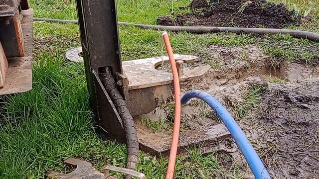 Самоизлив на абиссинской скважине в кимрском районе смотреть онлайн