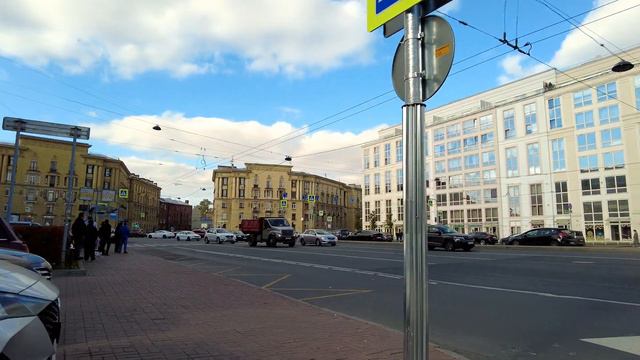 [Saint Petersburg 4k] Синопская набережная и Сад-партер Смольного.