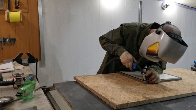 Приставной столик своими руками смотреть онлайн