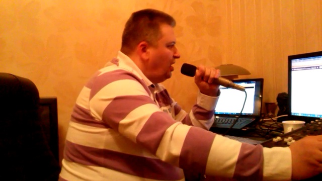  Я сделан из такого вещества (Альфа) исполняет Илья Синенко смотреть онлайн