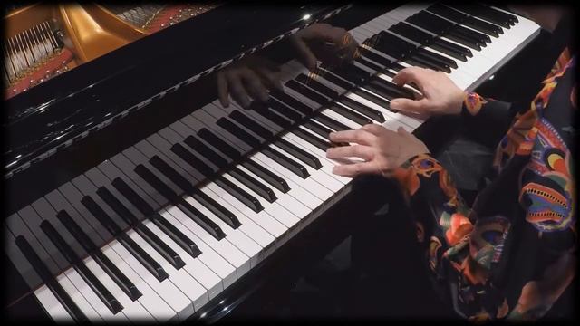 Sally Kidwell - "Sweet Serenity" - Whisperings Solo Piano "All Star" Concert - Shigeru Kawai Piano смотреть онлайн