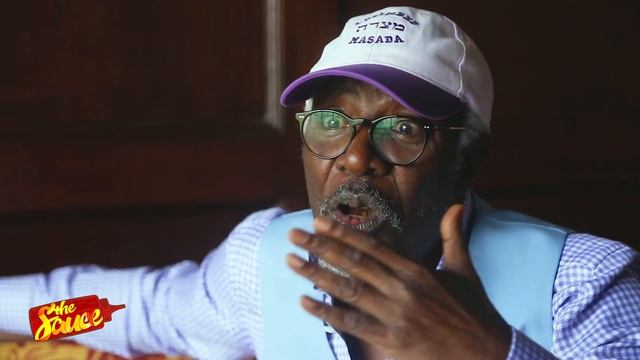 Alpha Blondy speaks about interacting with Bob Marley and Performing in Kenya смотреть онлайн